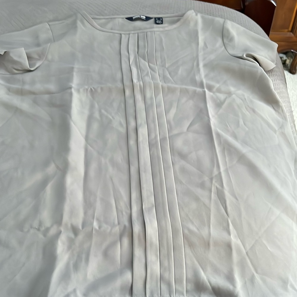 Lands End NWOT short sleeve blouse